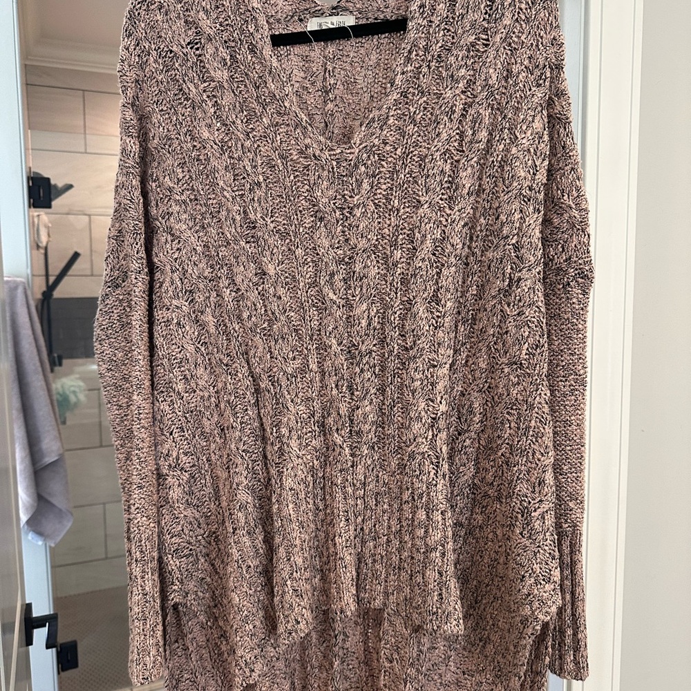 Women's Knit V-Neck Sweater - Pink